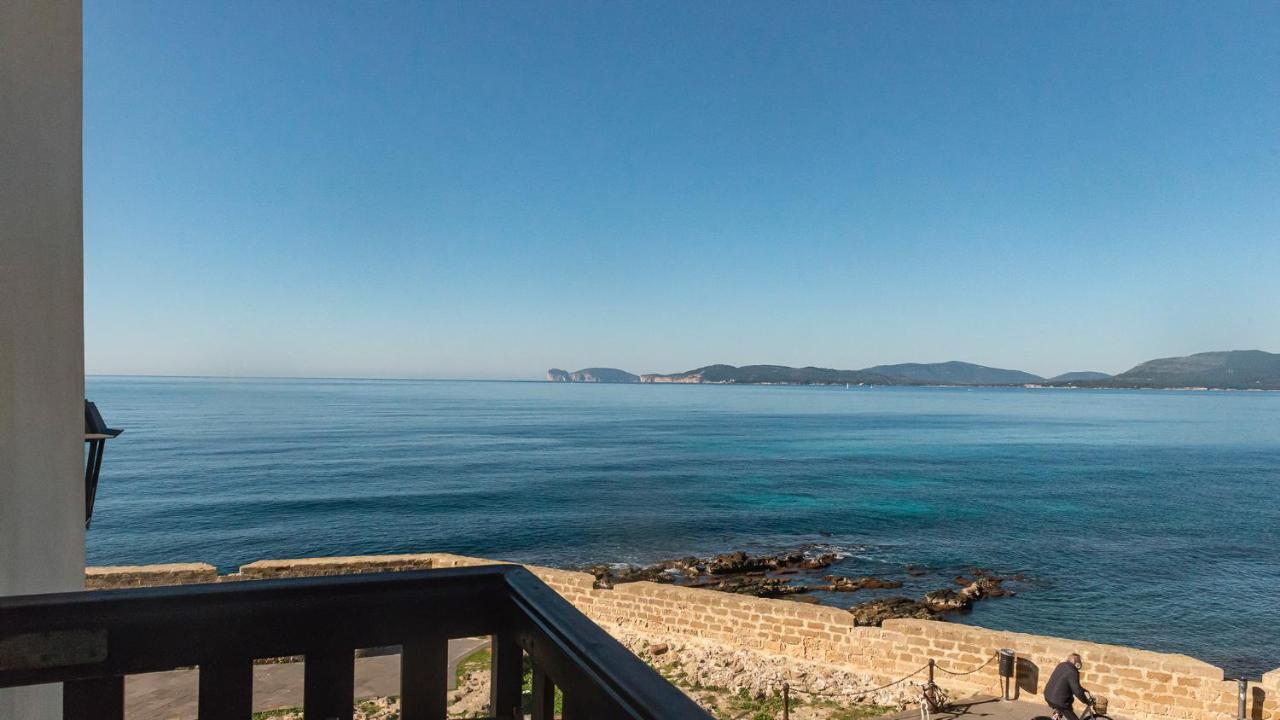 Waterfront Apartment Alghero Bagian luar foto