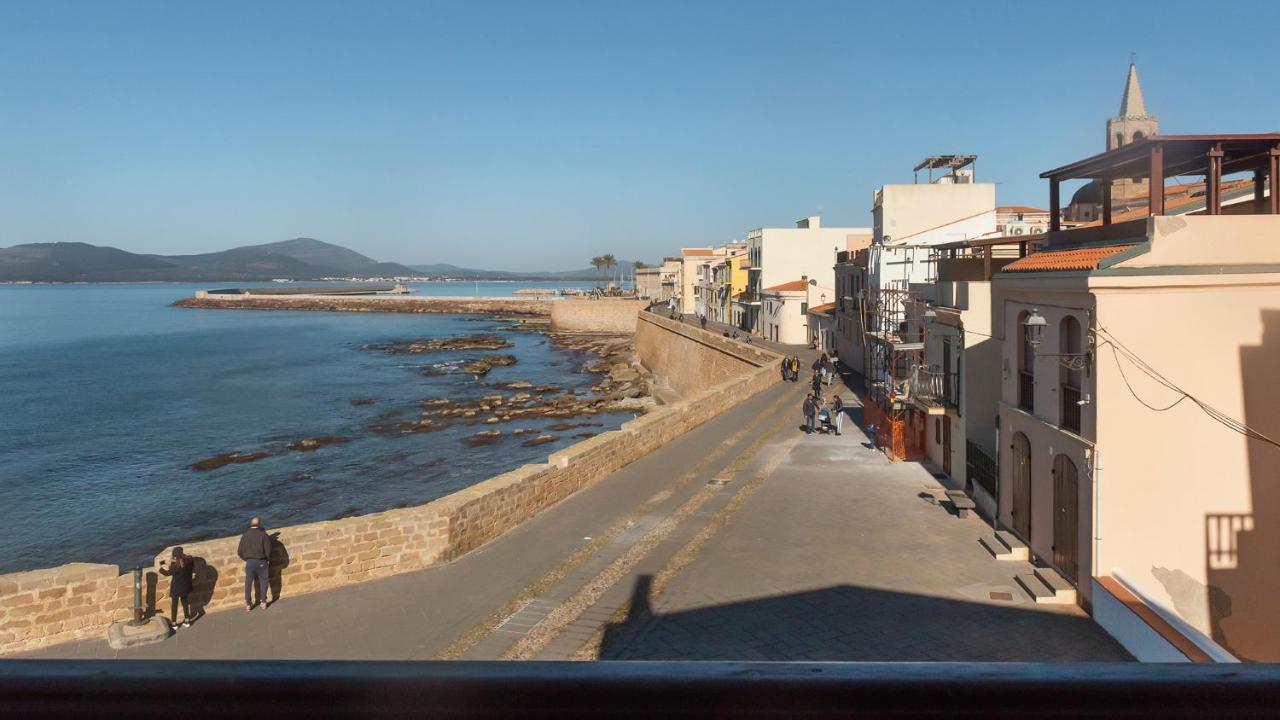 Waterfront Apartment Alghero Bagian luar foto
